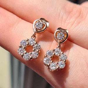 Pendientes colgantes de moissanita de 1,44 quilates en plata de ley 925 con revestimiento de oro rosa de 18 quilates