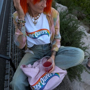 Hot Queers Shirt T-Shirt Liebe Unisex Pride Vintage Feminismus Geburtstag Gleichberechtigung smash the Patriarchy Patriarchat Rainbow csd
