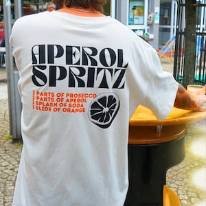 Aperol Spritz Shirt T-Shirt Bio Baumwolle Unisex Holy Aperoli, Vintage Shirt, Geschenk Geburtstag Cocktail T-Shirt Aperol Shirt Herren Damen Bild 4