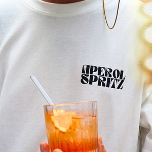 Aperol Spritz Shirt T-Shirt Bio Baumwolle Unisex Holy Aperoli, Vintage Shirt, Geschenk Geburtstag Cocktail T-Shirt Aperol Shirt Herren Damen Bild 3