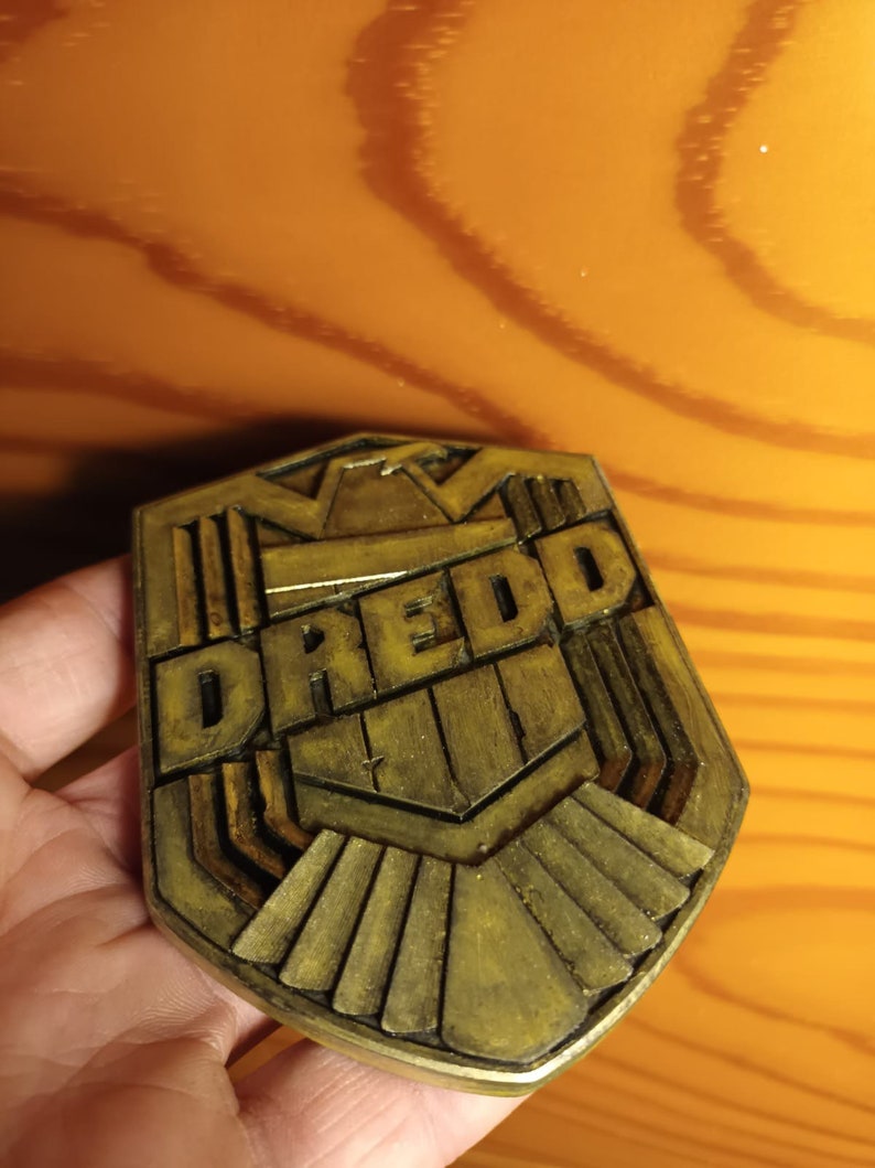 dredd-judge-badge-prop-replica-etsy-hong-kong