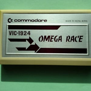 Omega Race VIC-20 カートリッジゲーム (テスト済み、動作中)