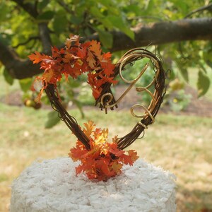 Topper de pastel de otoño en letras personalizadas de hojas de naranja