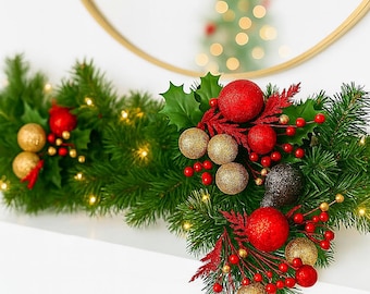 Beleuchtete Weihnachtsgirlande mit Ornamenten, batteriebetrieben, 1,8 m - wählen Sie die helle Farbe aus