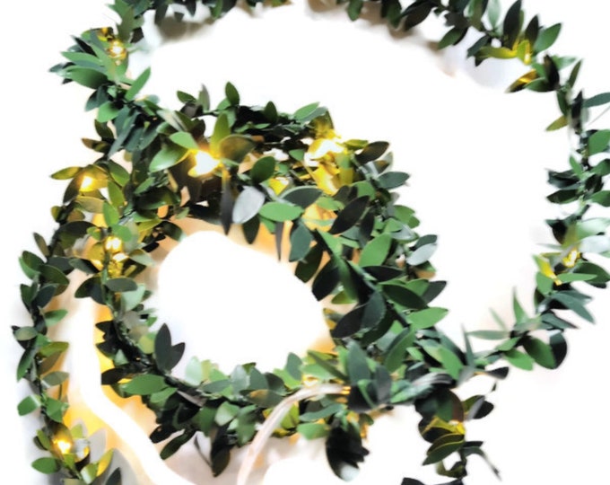 Lighted Miniature Leaf Garland with  LED Lights 9 Feet Long