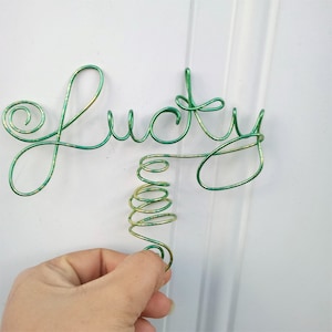 Lucky Tree Topper in Green and Gold For St Patrick&#39;s Day Decor