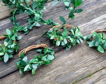 Rustic Table Decor Napkin Rings in Vine & Boxwood Leaves 3pcs