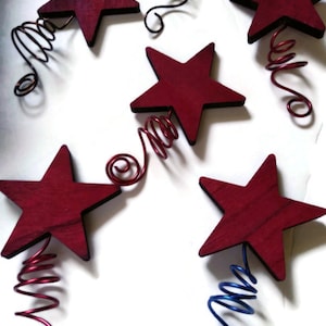 Mini Red Wooden Star Tree Topper – Small Christmas Tree Topper or Patriotic 4th of July Decor – Rustic Americana Accent