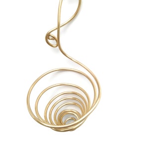 Tillandsia Plant Hanger Basket 3 x 3 Inches High in Gold & Others