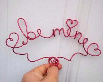 Fun Valentine's Decor Be Mine Sign Tree Topper