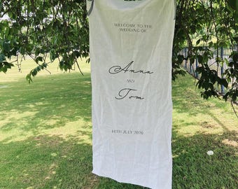Willkommensschild aus Stoff, Hochzeitsschild aus Stoff, Benutzerdefiniertes Hochzeit Willkommensschild, Zeremonie Dekor im Freien, Boho Zeichen, Stoff Beschilderung, Leinen Beschilderung