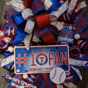 Rangers Loving Wreath World Series