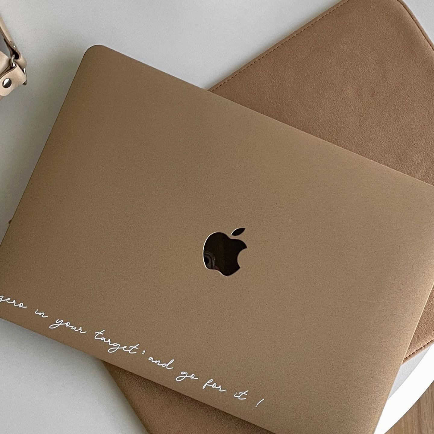 Target macbook cheap pro case