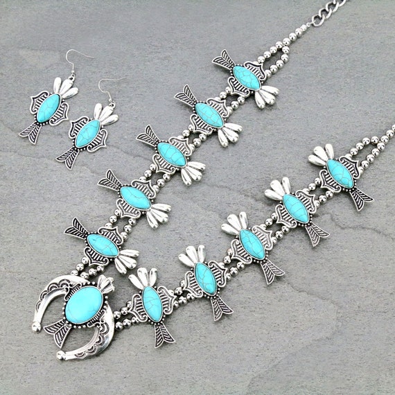 Beautiful Crafted Turquoise Stone Squash Blossom Necklace Set