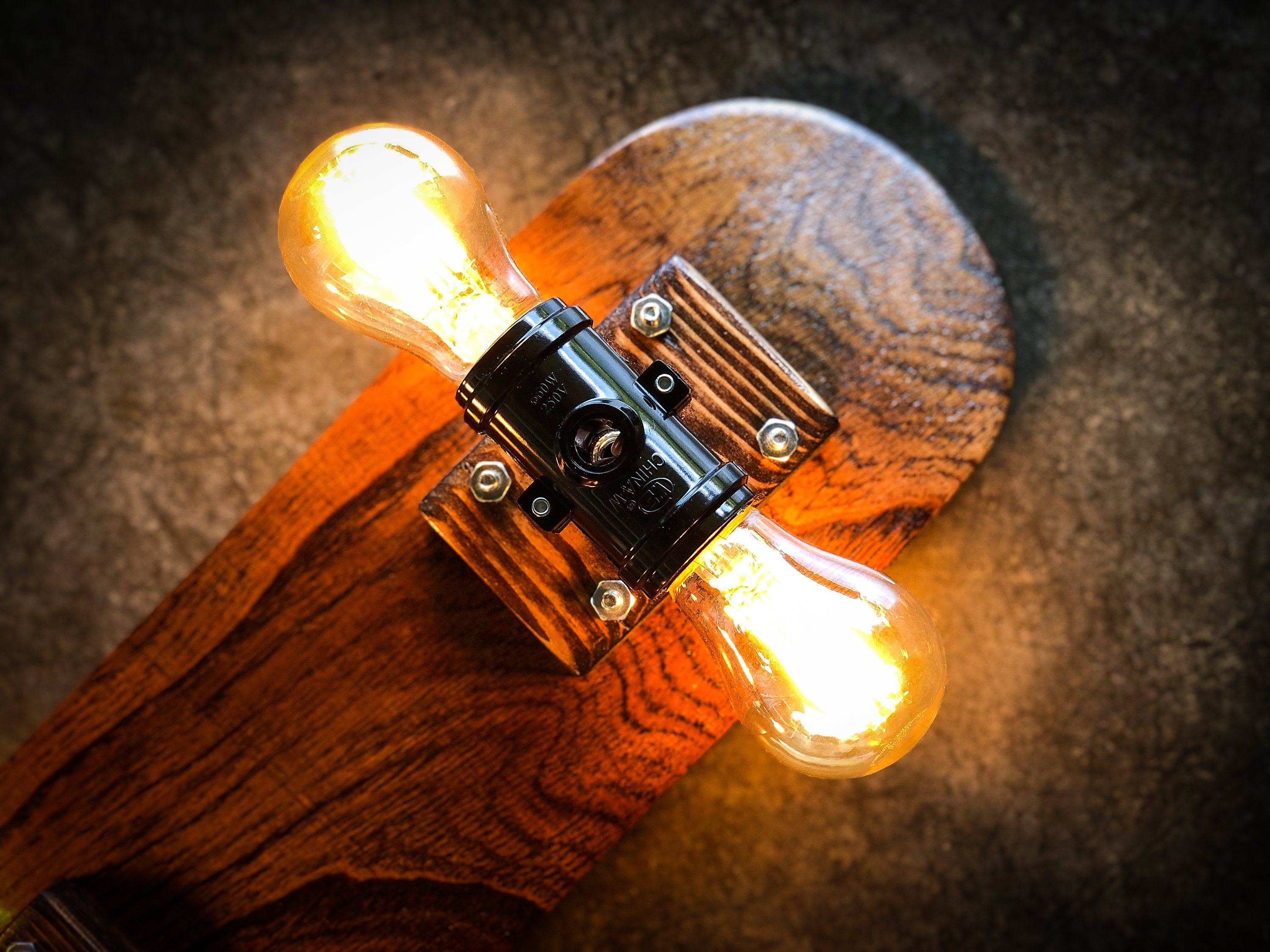 coffee time　スケボーランプ Woodgrain Stained Skateboard Lamp Mini. Wall Mount, Dimmer Switch