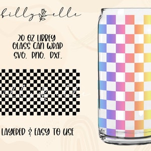 Könnte beinhalten: Ein 20 Unzen Glas-Dosen-Wrap mit einem karierten Muster in Regenbogenfarben. Der Wrap ist geschichtet und einfach zu verwenden. 20 OZ LIBBEY GLASS CAN WRAP SVG. PNG. DXF.