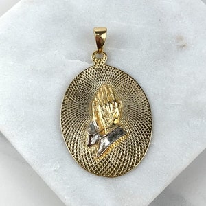18K ゴールドフィルド ツートン 祈りの手、神の手の楕円形メダル メダリオン ペンダント、宗教ジュエリー、卸売ジュエリー製作用品