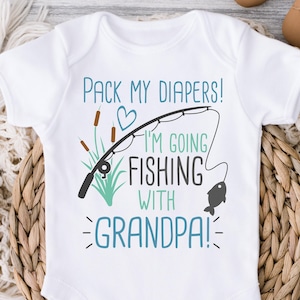 Grandson Fishing Tee: Cute Kids Shirt Pack My Diapers Going with Grandpa - 1034 Bild 1