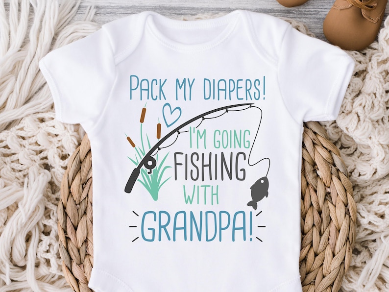 Grandson Fishing Tee: Cute Kids Shirt Pack My Diapers Going with Grandpa - 1034 Bild 1