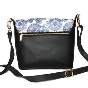 Floral Print Leather Cross Body Bag Handmade Coin Card Sling Bag For Women And Girl Party Travelling Carry Purse image 8