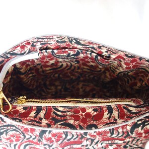 Floral Print Leather Cross Body Bag Handmade Coin Card Sling Bag For Women And Girl Party Travelling Carry Purse image 6