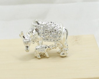 Sterling Silver Cow and Calf Figurine: Handmade Indian Idol