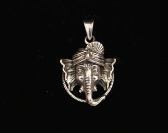 Sterling Silver Ganesha Pendant: Intricate Hindu God Charm
