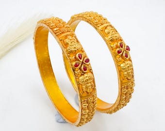 Gold Indian Bangle: Traditional Style with Red Stones (22k)