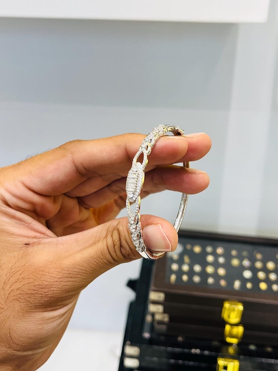 Elegant 925 Sterling Silver Crystal Bracelet: Handmade Dainty Accessory