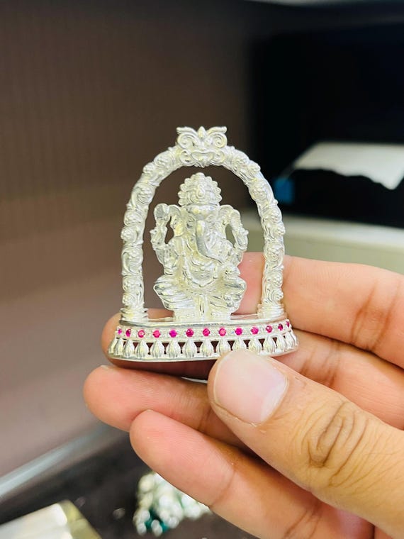 Silver Ganesh Statue - Ruby Accent, Lotus Base Decor