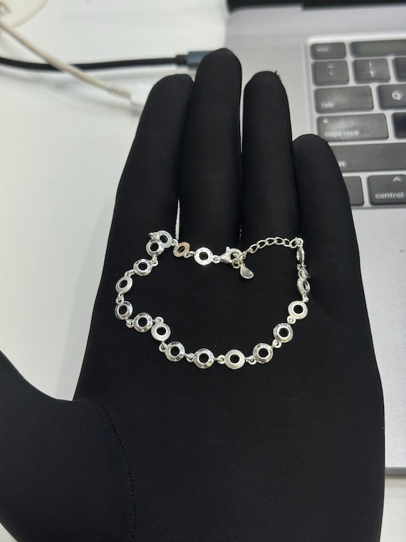 Sterling Silver Circle Link Bracelet: Elegant Handmade Design