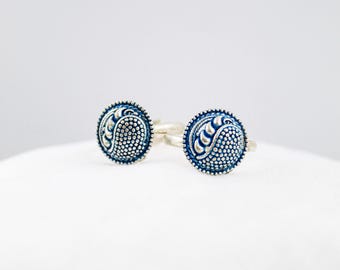 Boho Silver Toe Ring, Oxidized Paisley Design (Adjustable Size)