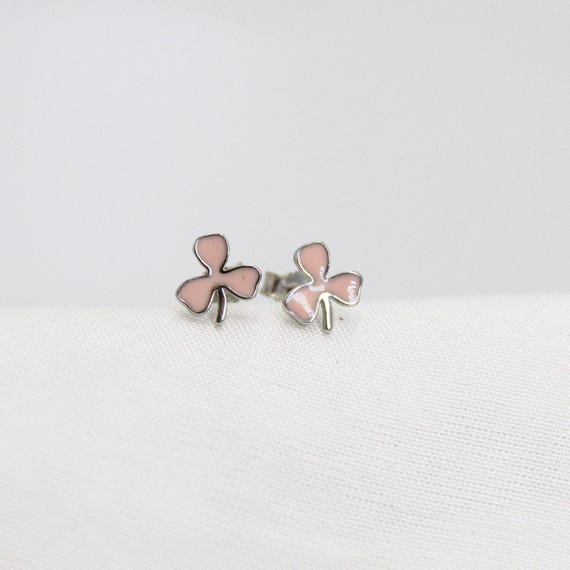 Silver Tone Flower Stud Earrings, Sand Colour Clover Floral Studs