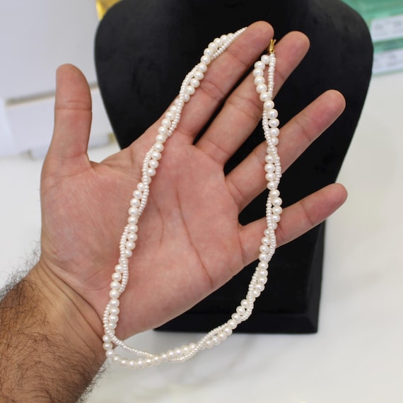 Handmade Twisted Freshwater Pearl Necklace: Elegant Strand