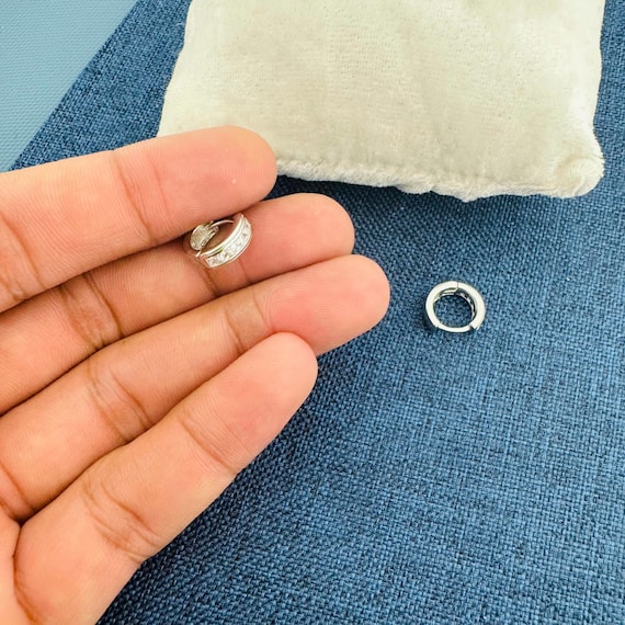 925 Sterling Silver Huggie Hoop Earrings | Small Minimalist 1cm Hoops | Dainty Lightweight Unisex Everyday Jewelry