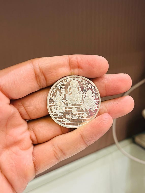 Fine Silver Coin: Collectible Bullion Round, Investment Grade