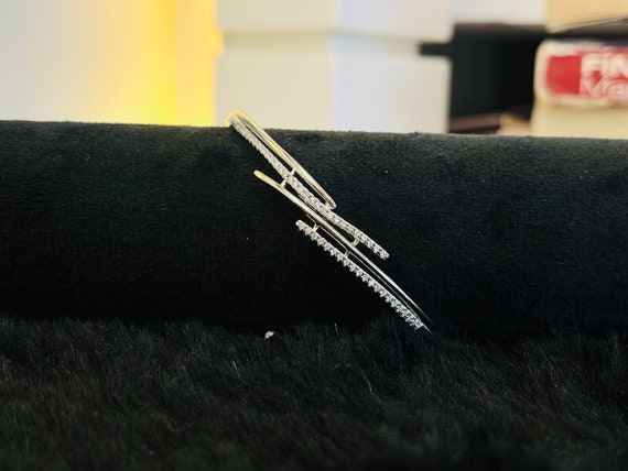 925 Sterling Silver Bangle Cuff: Elegant Open Design