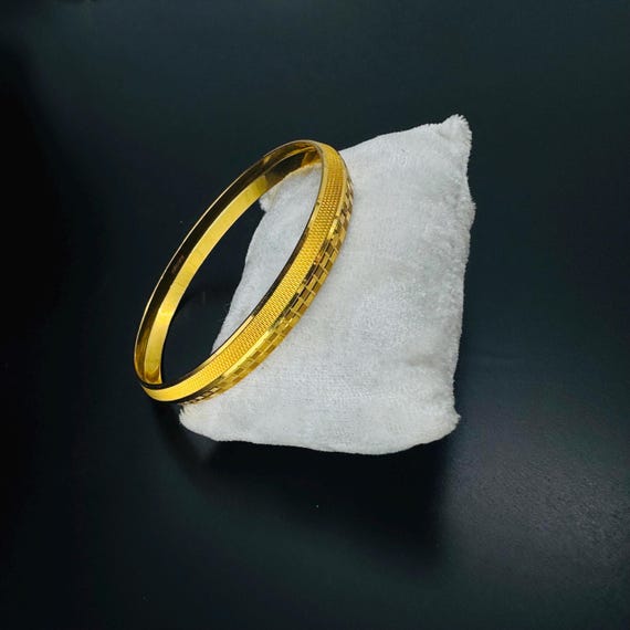 22K Gold Men’s Kada Bracelet – Elegant Traditional Textured Geometric Pattern Bangle Jewelry Gift