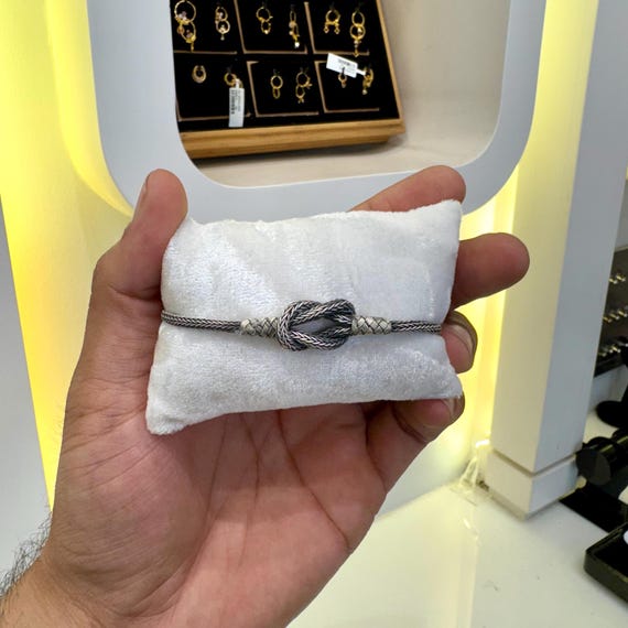 Silver Knot Bracelet: Handcrafted Braided Unisex Jewelry