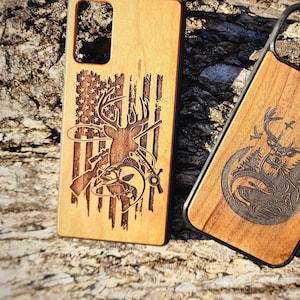 Jagd Handyhülle Angeln Handyhülle iPhone SE 6 7 8 X XR 11 12 Mini Pro Max Plus + Holz Handyhülle Deer Fishhook Handyhülle Flagge