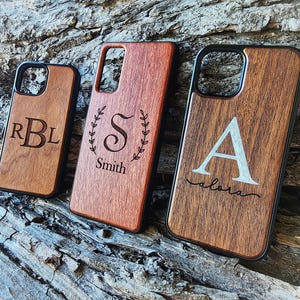 Monogram telefoonhoesje initiaal iPhone 16 16e Mini Plus Pro Max houten telefoonhoesje schattig gepersonaliseerd telefoonhoesje aangepast