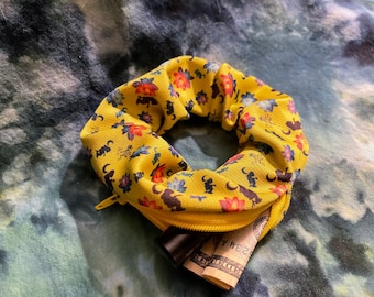WSP Scrunchie with secret pocket