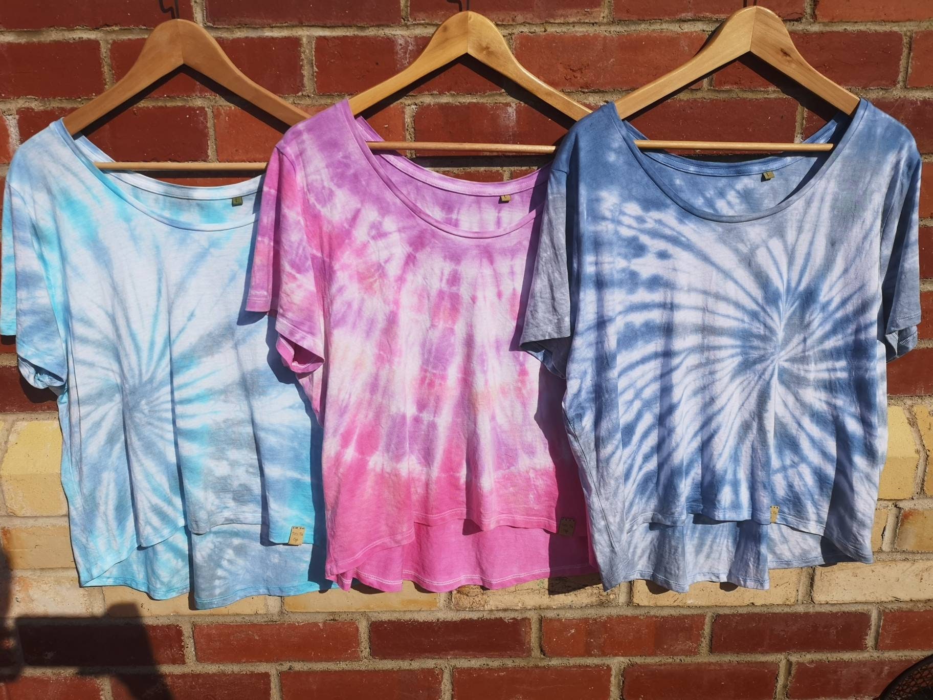 Rainbow Tie Dye Kit, Big 250ml Bottles, Real Fabric Dye, 5 Adult T-shirts  in Bright Colours, Same Day Postage 