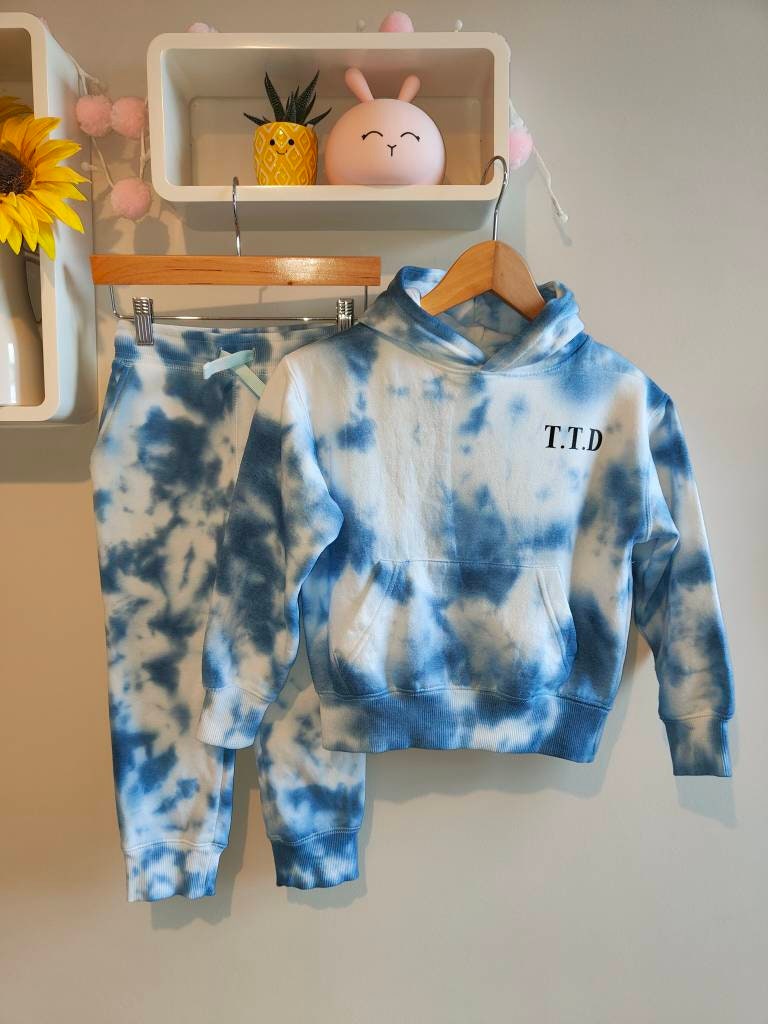 tie dye tracksuit