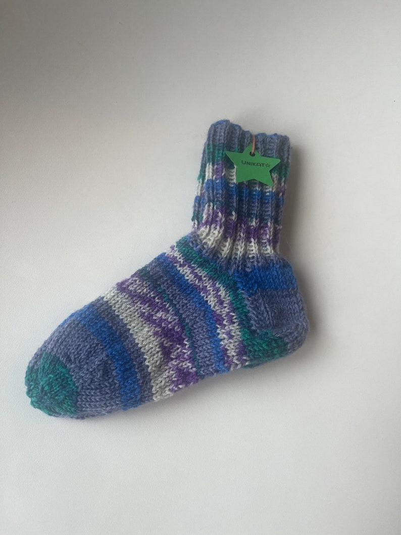 Handgestrickte Wollsocken für Kinder 26-27 blau-bunt