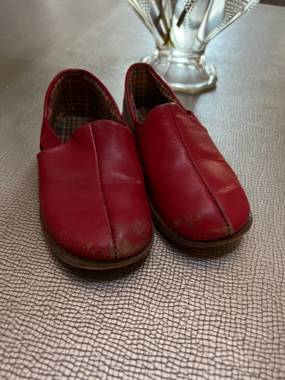 Vintage red leather kids slippers plaid lining siz