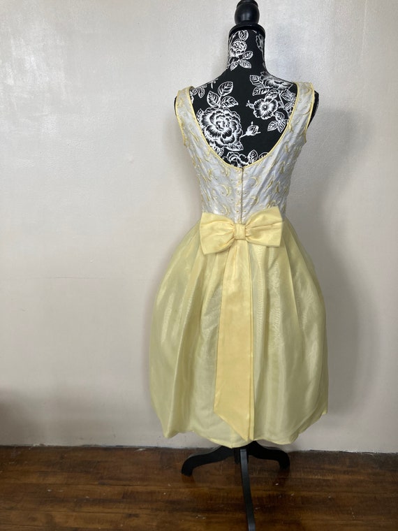 Vintage 1950s Yellow and white dress, yellow dress