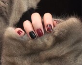Set of 24 Hand painted Christmas Black Red Plaid Nails,Glue On Nails,Press On Nails,Fake Nails,Short Round Nails,Acrylic with all size