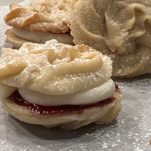 Viennese Whirls Baking Kit. Not traditionally from Great Britain but loved all over.