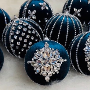 4pcs Set of Christmas tree ornaments, handmade rhinestone baubles, shiny rhinestone Christmas balls image 3